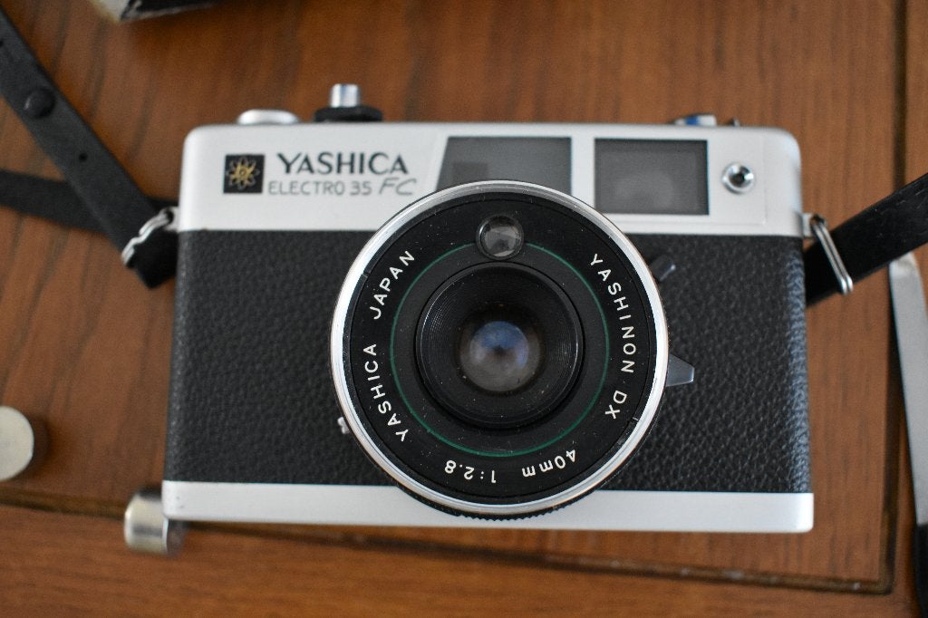 Yashica Electro 35 FC / Yashica Half rapid 17, Ophalen of Verzenden, Gebruikt, Compact, Overige Merken