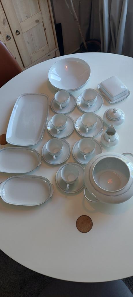 Vintage Edelstein Bavaria porseleinen servies wit-zilver, Ophalen of Verzenden, Zo goed als nieuw, Porselein, Overige stijlen