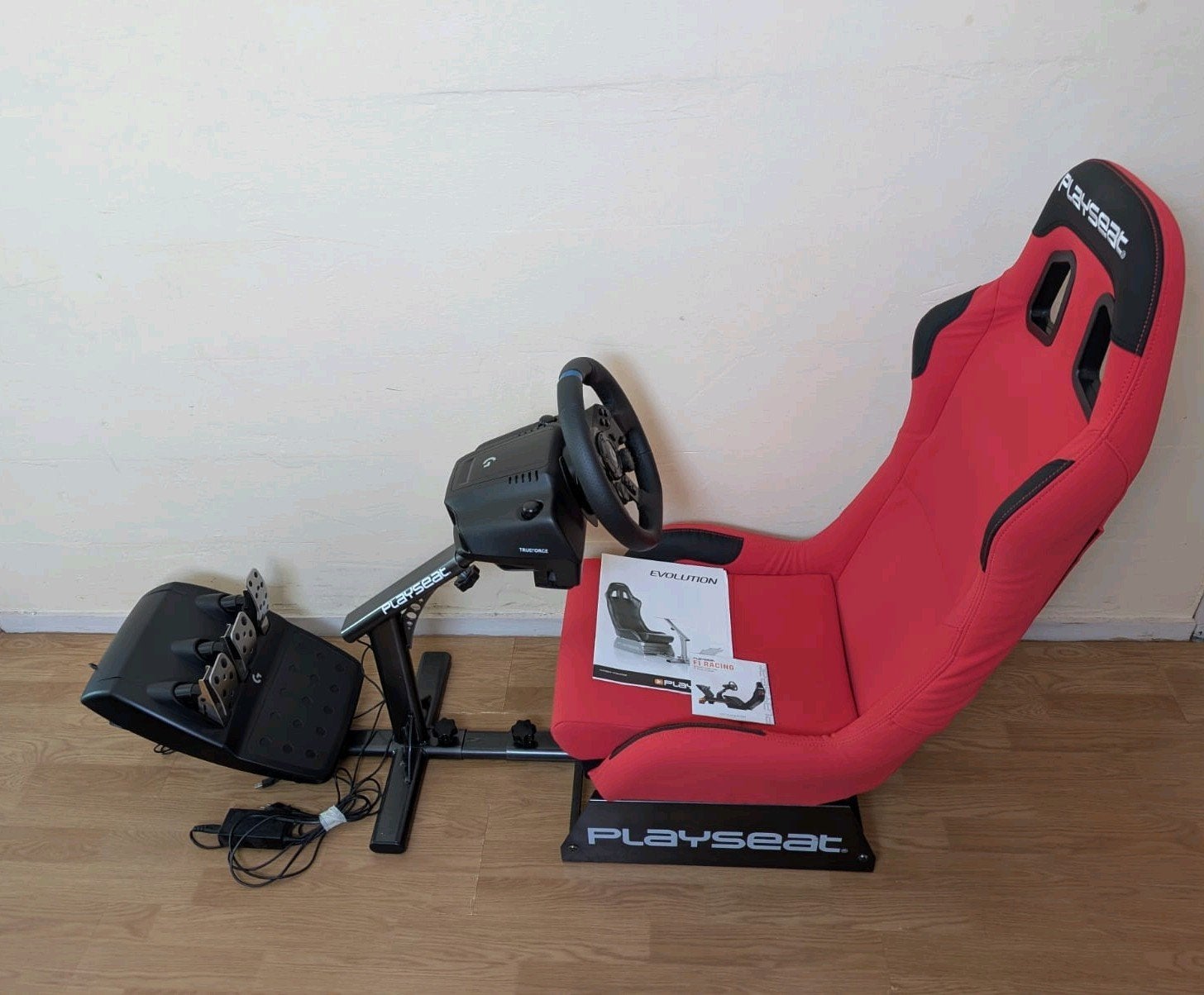 Playseat Evolution met Logitech G923 racestuur en pedalen, Ophalen, Zo goed als nieuw