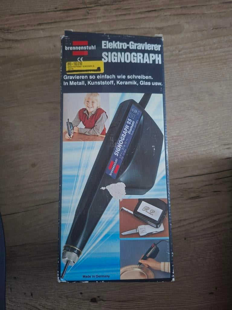 Als Nieuw Brennenstuhl graveersset Signograph nieuwprijs59€, Ophalen of Verzenden