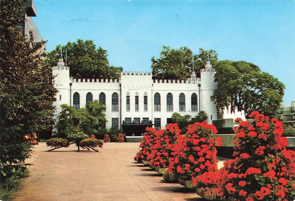 Tilburg, Paleis Stadhuis, Verzamelen, Ophalen of Verzenden, 1980 tot heden, Gelopen, Noord-Brabant