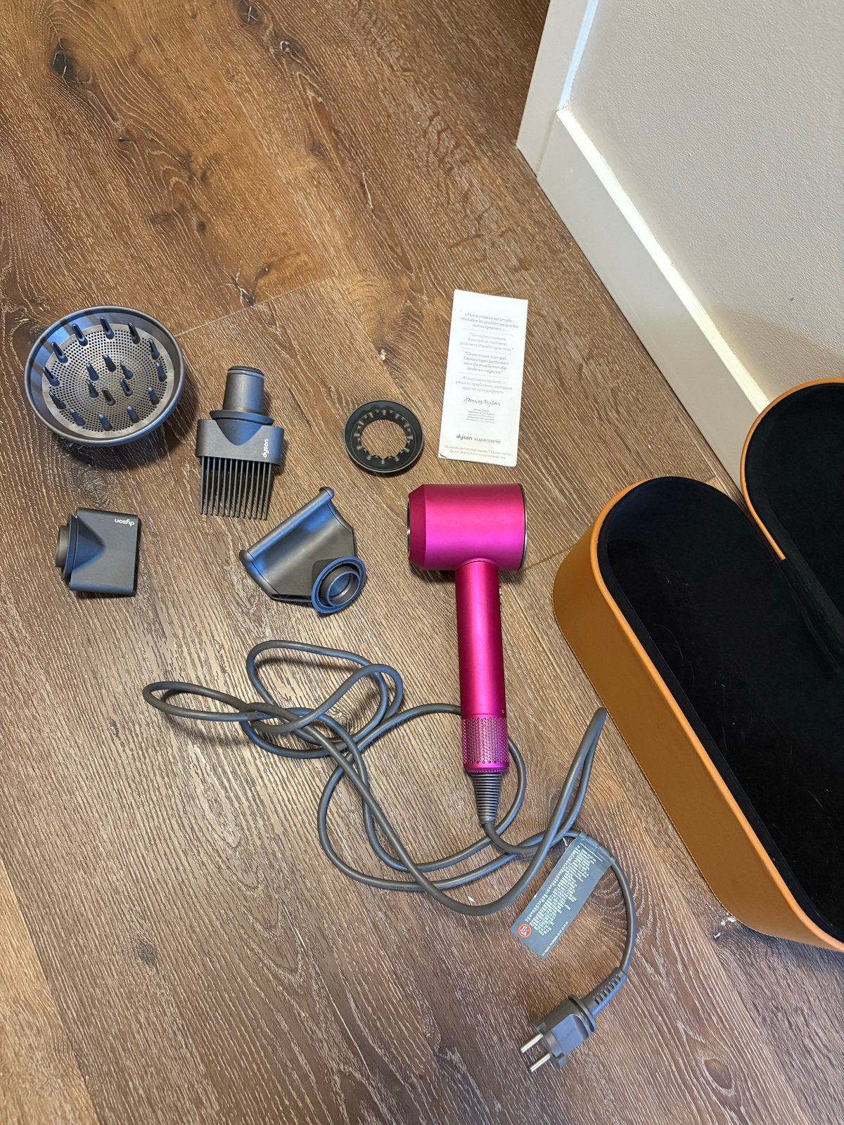 Dyson Supersonic Föhn met Opbergdoos en Accessoires, Ophalen, Zo goed als nieuw, Haarverzorging