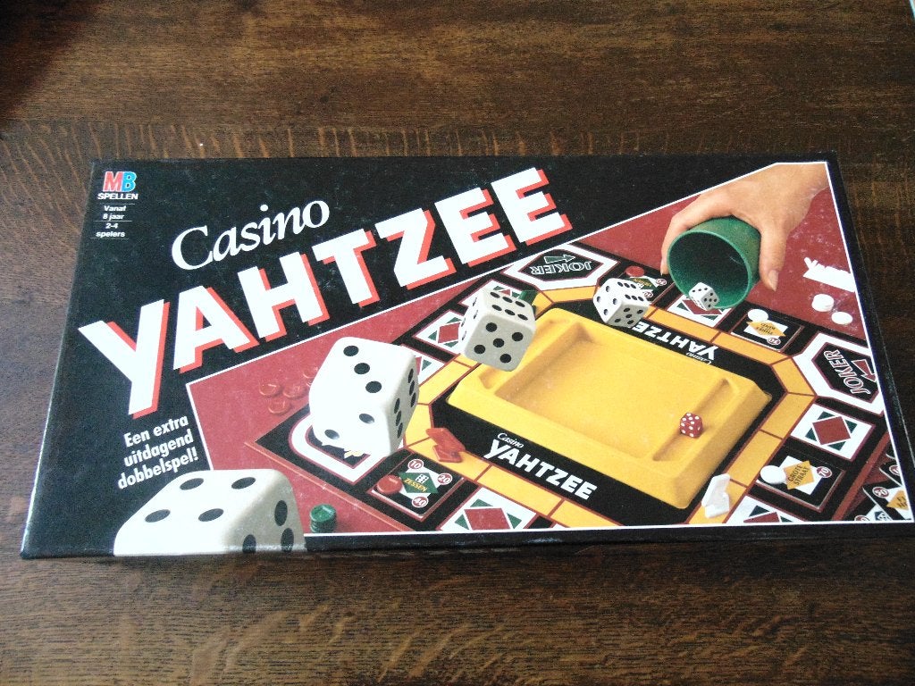 Casino Yahtzee Spel van MB, Een of twee spelers, Ophalen of Verzenden, Gebruikt, MB Spellen