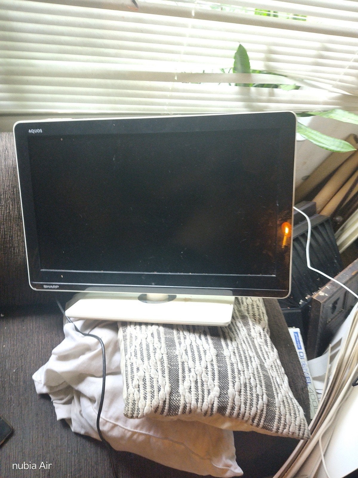 Sharp Aquos LCD TV LC-26LE320E met afstandsbediening, Gebruikt, 50 Hz, Ophalen of Verzenden, Sharp