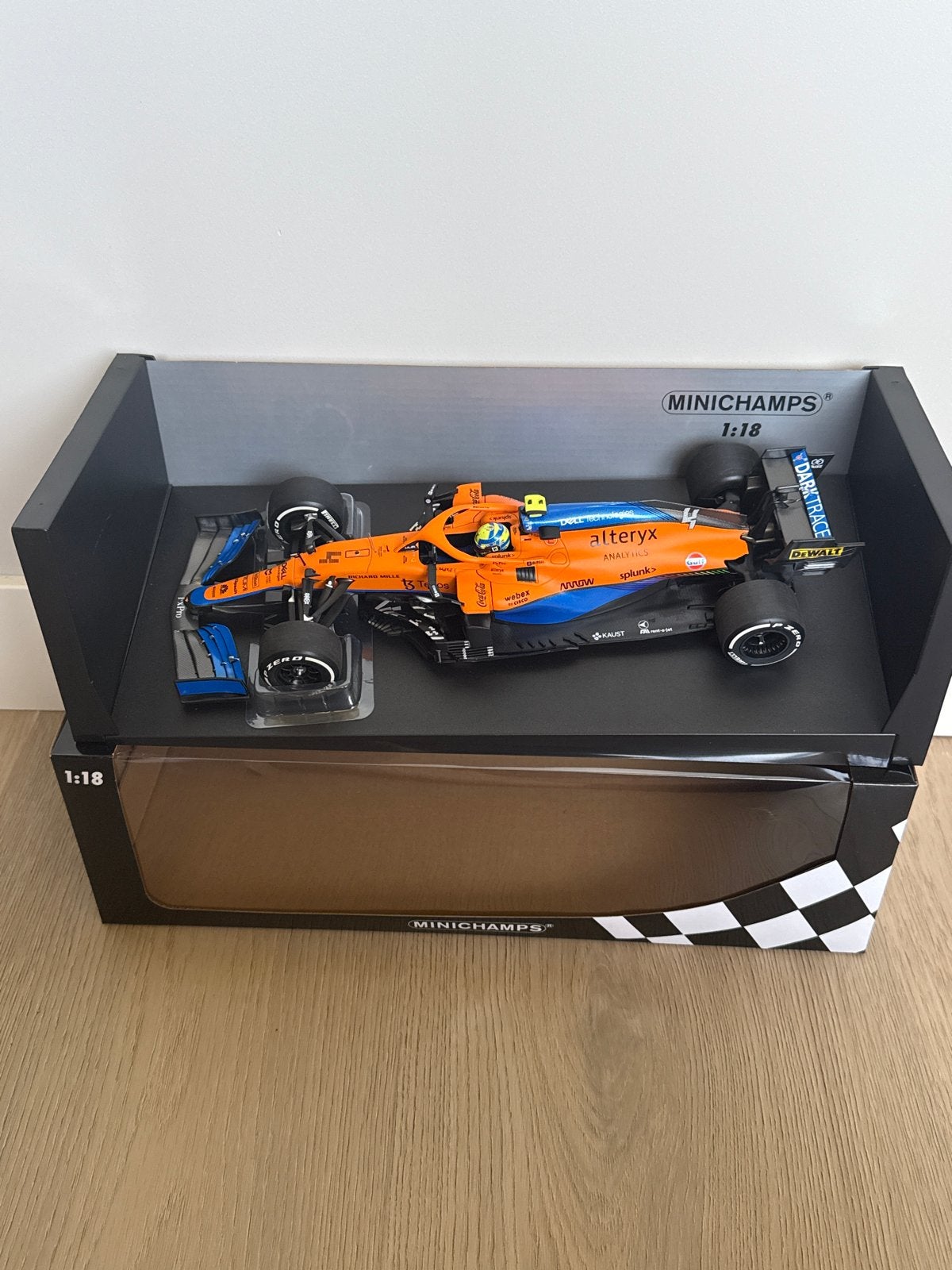 Minichamps McLaren F1 MCL35M Lando Norris 1:18, Hobby en Vrije tijd, Modelauto's | 1:18, Ophalen of Verzenden, Zo goed als nieuw