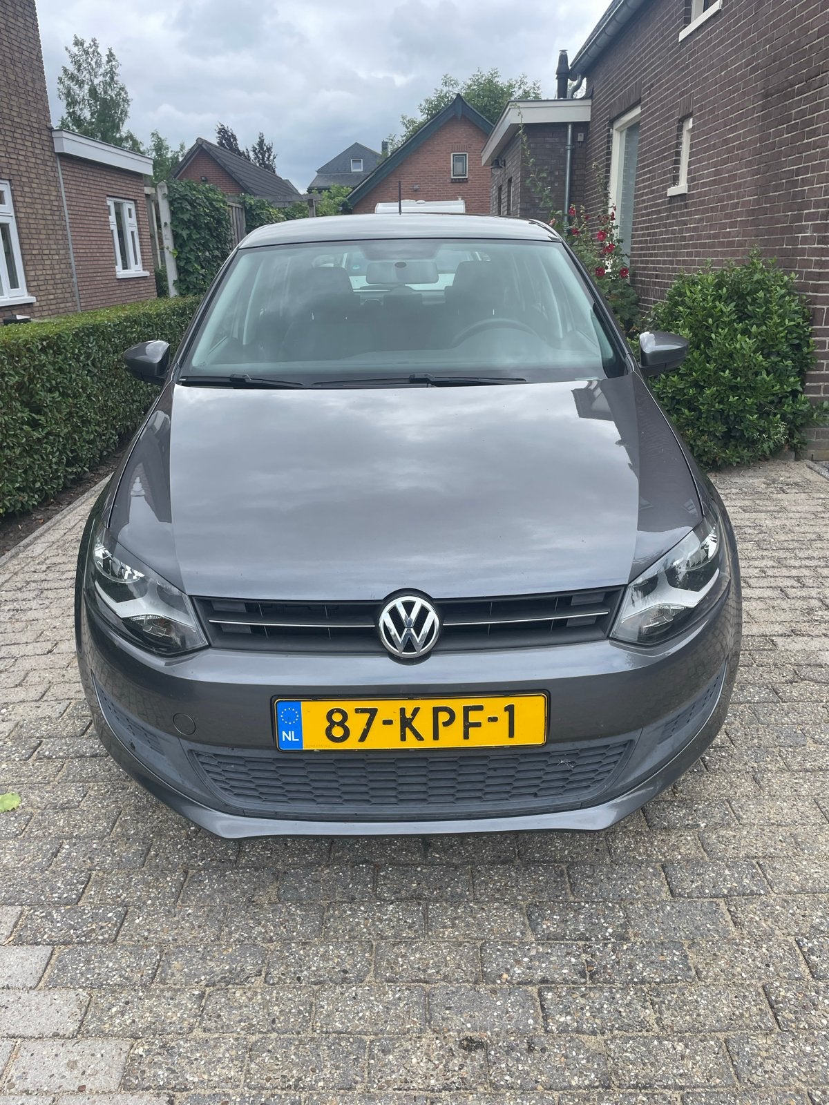 Volkswagen Polo 1.4 16V FSI 63KW 2010 Grijs, Auto's, Volkswagen, Voorwielaandrijving, 970 kg, 40 €/maand, 4 cilinders