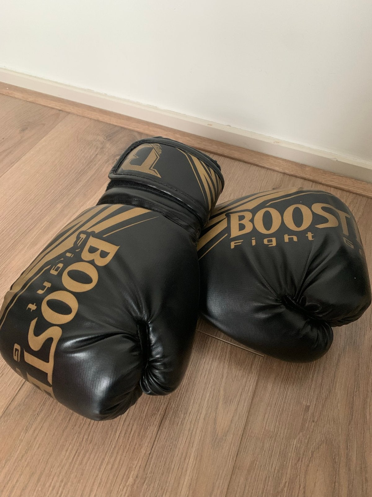 BOOS Fight Bokshandschoenen Zwart 6oz (2 paar), Ophalen of Verzenden, Zo goed als nieuw, Overige, Vechtsportbescherming
