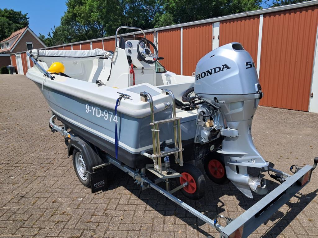 Console boot met nw 50pk honda (33 uur )plus nieuwe trailer, Watersport en Boten, Ophalen, Overige merken, Nieuw, 30 tot 50 pk