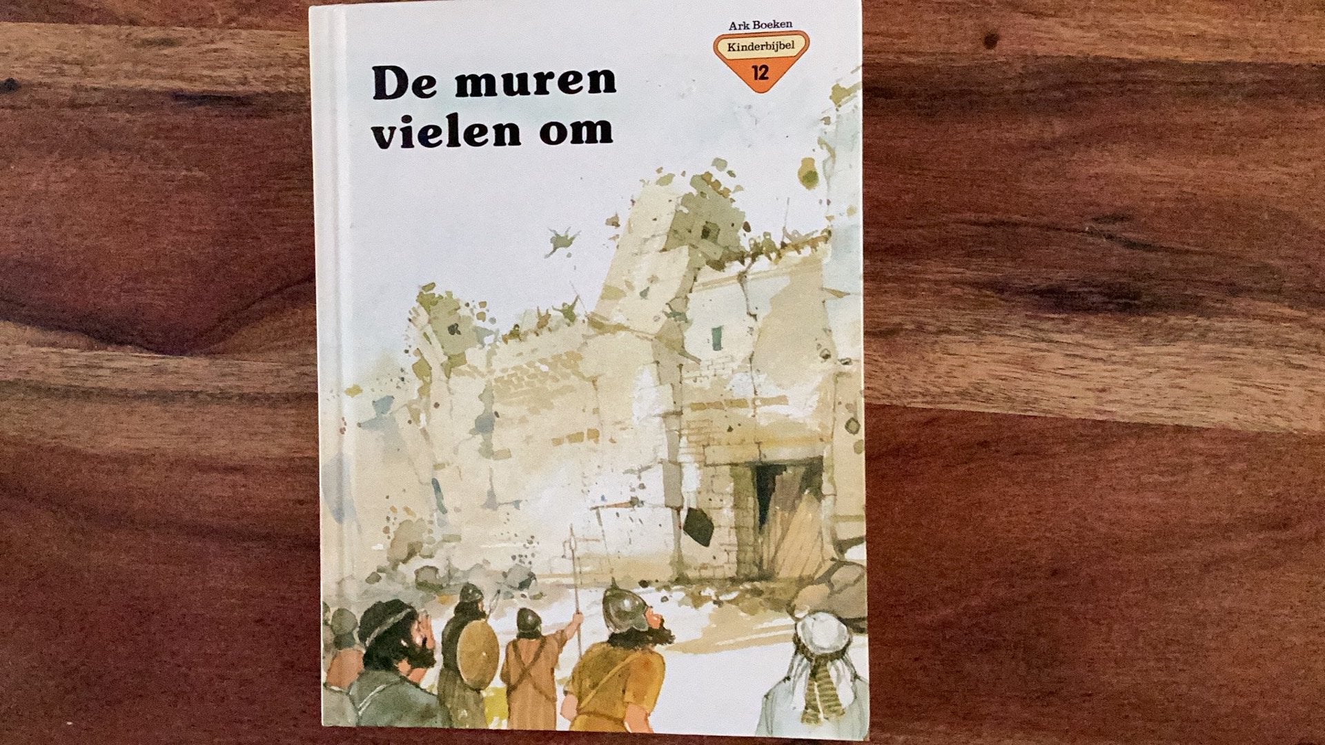 Ark  Boeken Kinderbijbel, deel 12, De muren vielen om, Ophalen of Verzenden, Gelezen, Non-fictie