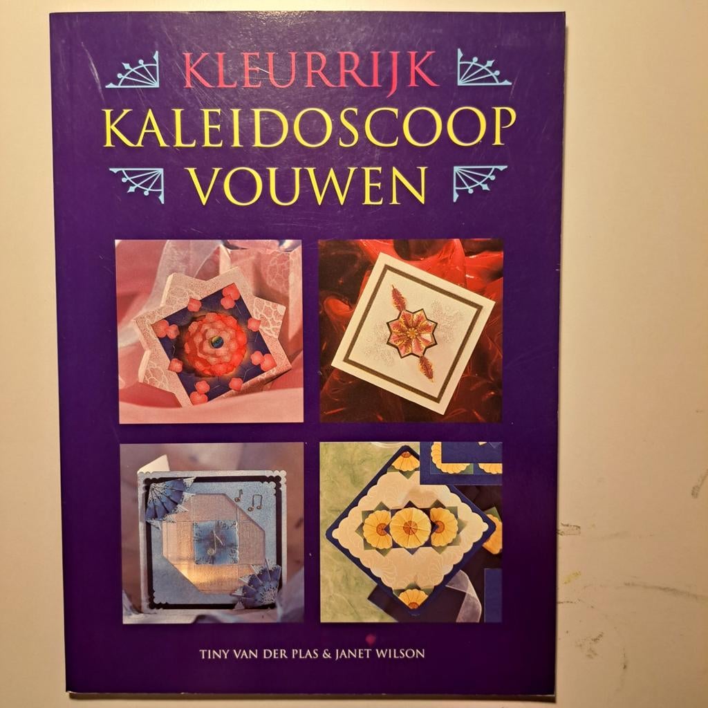 Kleurrijk Kaleidoscoop Vouwen Boek - Knutselgids, Hobby en Vrije tijd, Ophalen of Verzenden