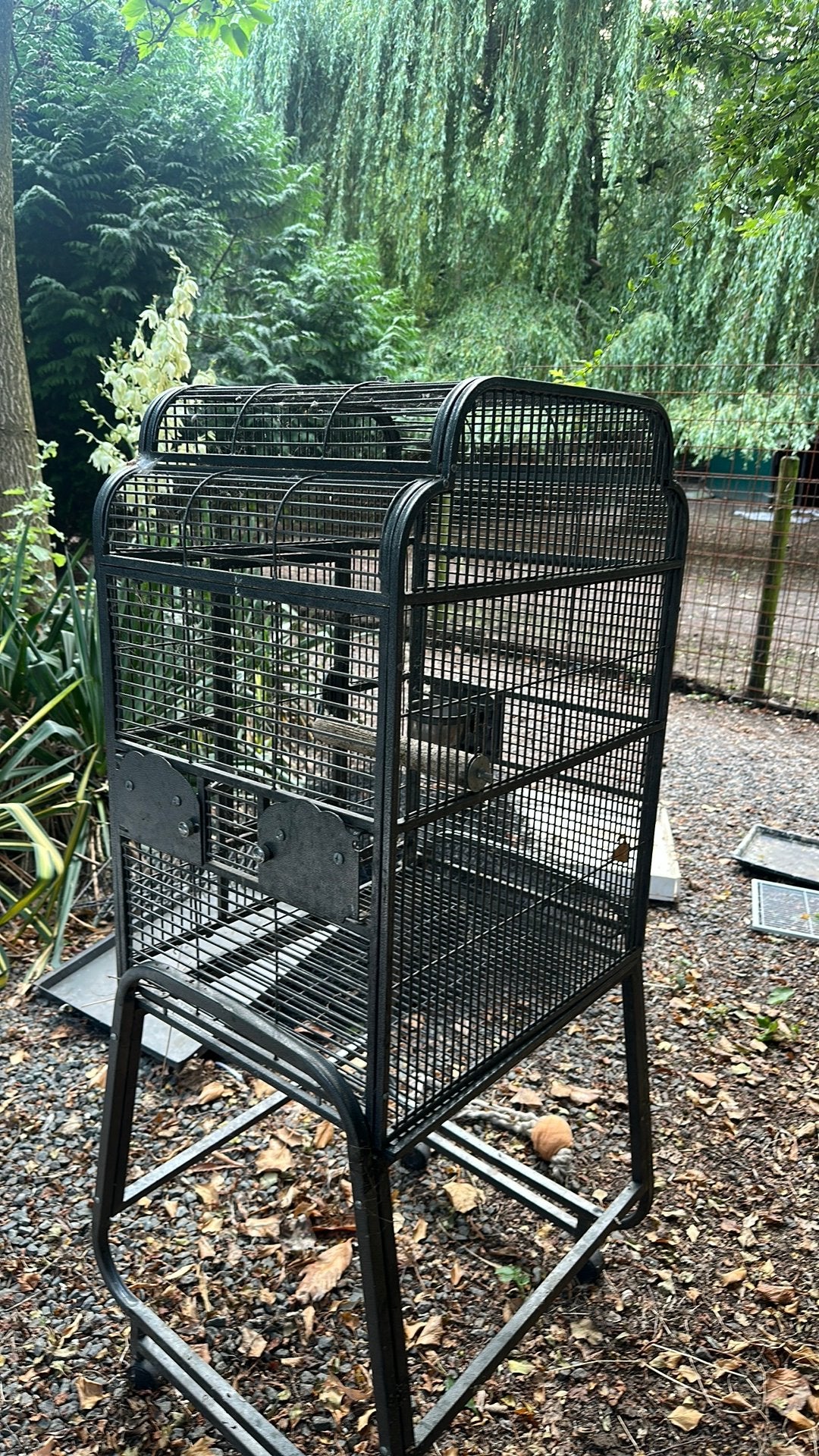 Papegaaien kooi, Dieren en Toebehoren, Ophalen, Zo goed als nieuw, Metaal, Vogelkooi