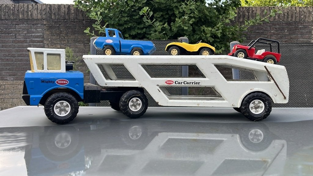 Vintage originele Tonka autotransporter, Kinderen en Baby's, Speelgoed | Speelgoedvoertuigen, Ophalen, Gebruikt