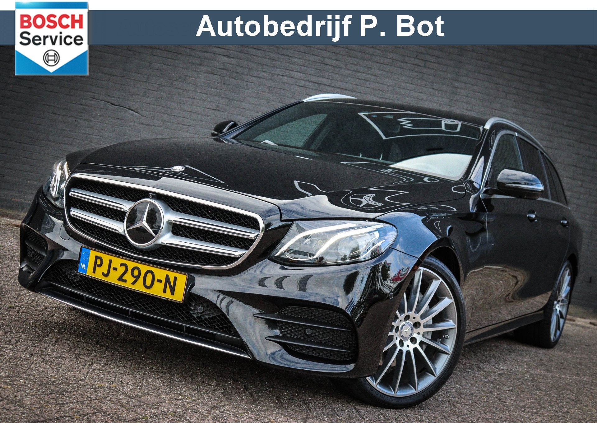 Mercedes-Benz E-Klasse Estate 250 Business AMG line, Automaat, Gebruikt, 4 cilinders, Zwart