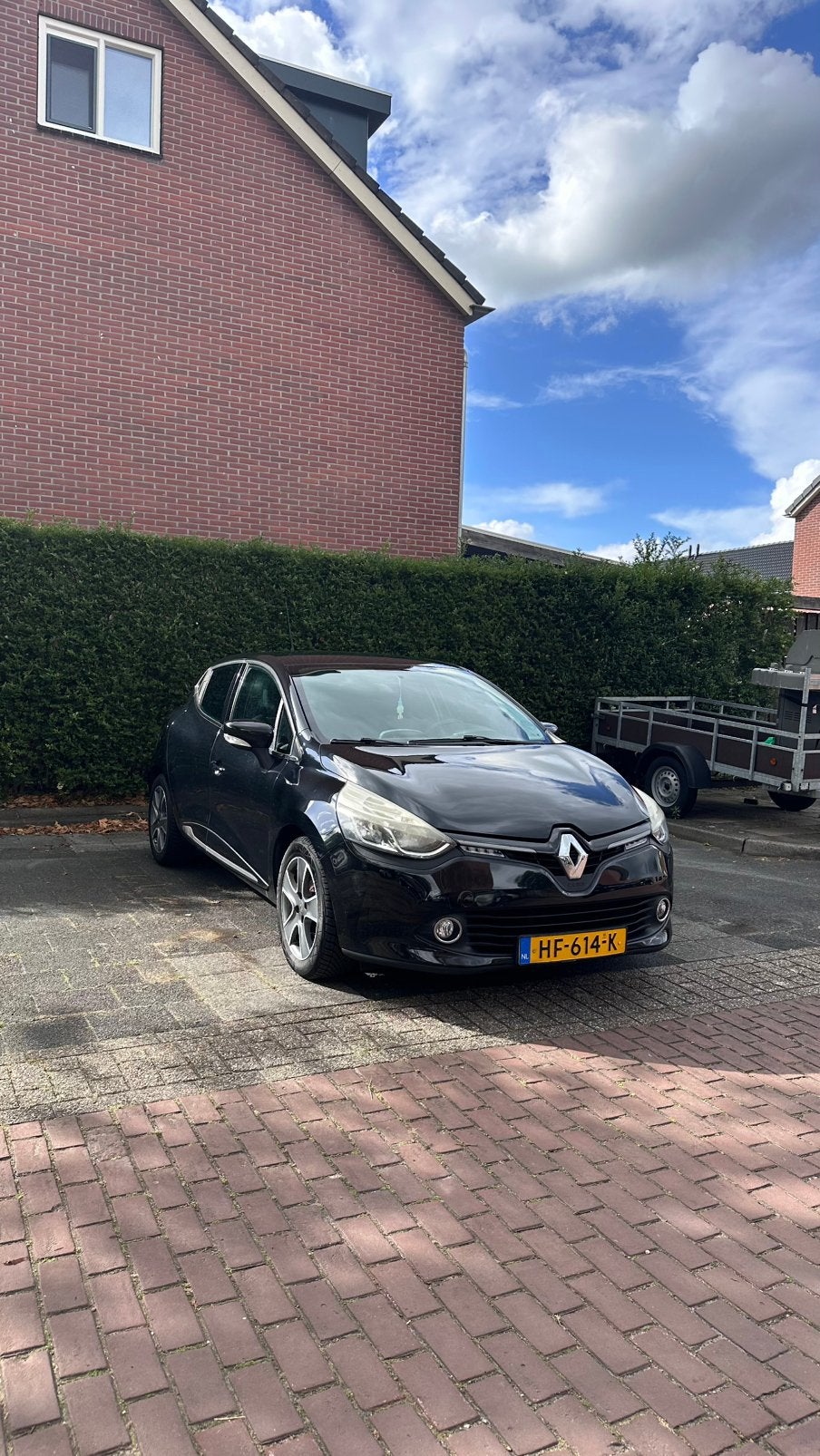 Renault Clio 0.9 TCE Night and Day 66KW 5-DRS 2015 Zwart, Voorwielaandrijving, 898 cc, 40 €/maand, 540 kg