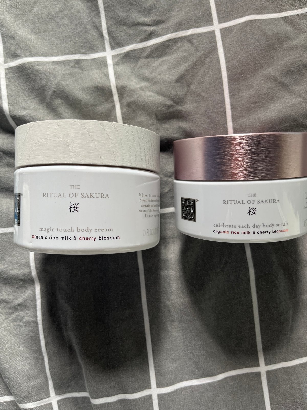 Rituals The Ritual of Sakura Body Cream & Scrub Set, Sieraden, Tassen en Uiterlijk, Uiterlijk | Lichaamsverzorging, Ophalen, Nieuw