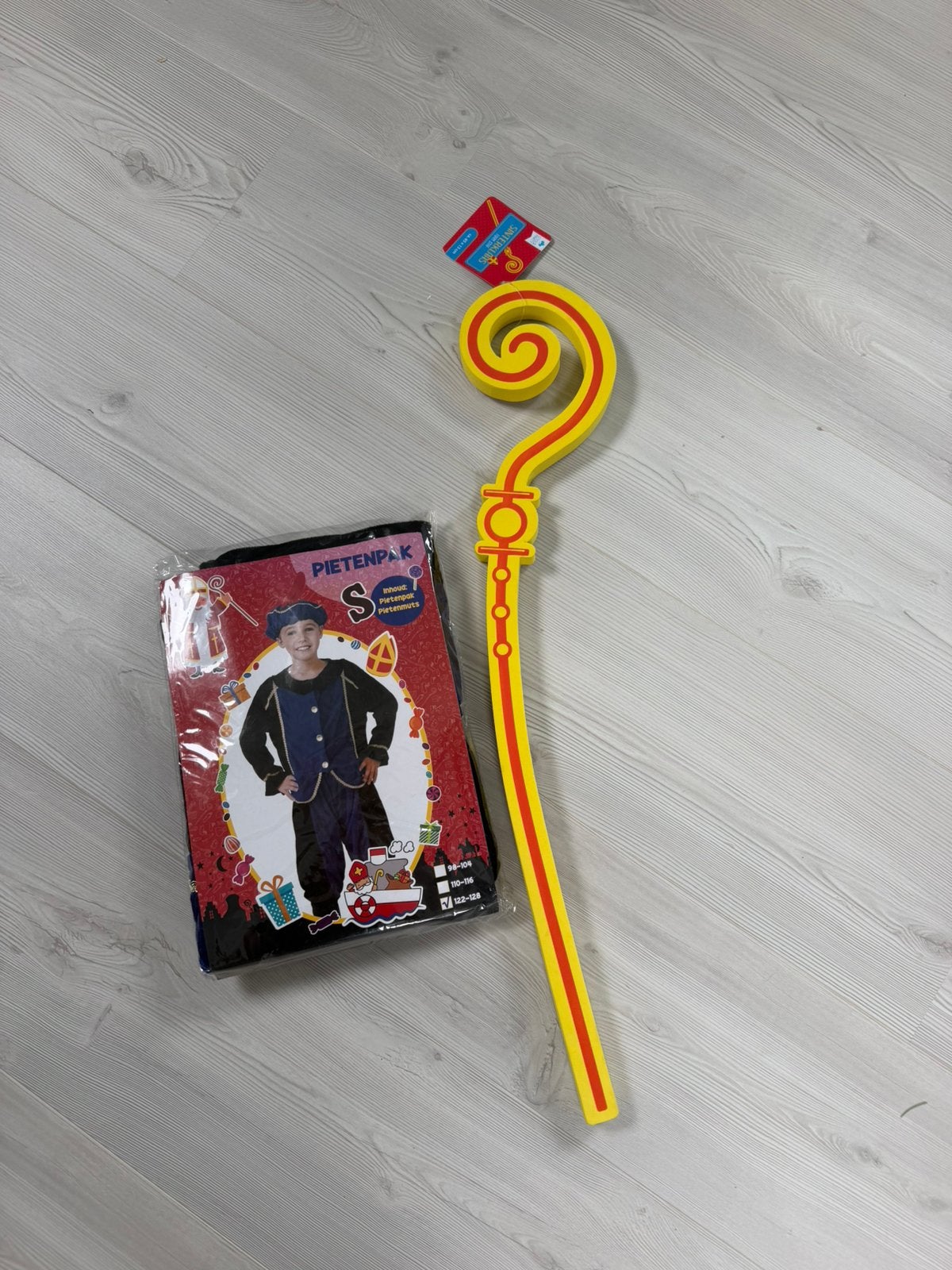 Staf sint en pietenpakje, Ophalen of Verzenden, Zo goed als nieuw, Jongen of Meisje