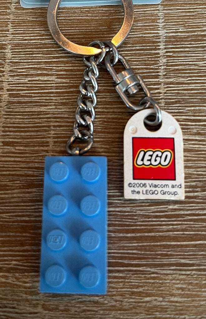 Lego sleutelhanger blokje medium blauw 852274 NIEUW!, Lego, Nieuw, Ophalen of Verzenden, Sleutelhanger
