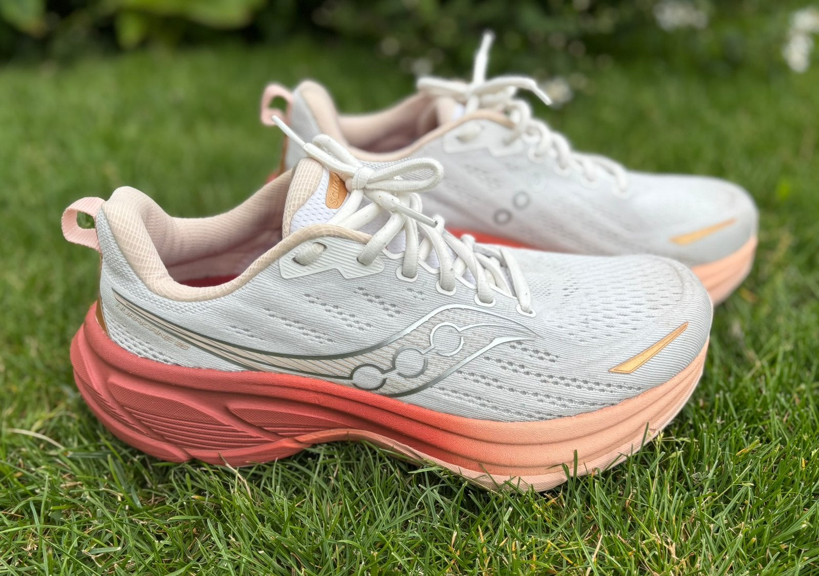 Saucony Hurricane 25 maat 42,5 dames wit roze, Gebruikt, Hardloopschoenen, Hardlopen, Saucony