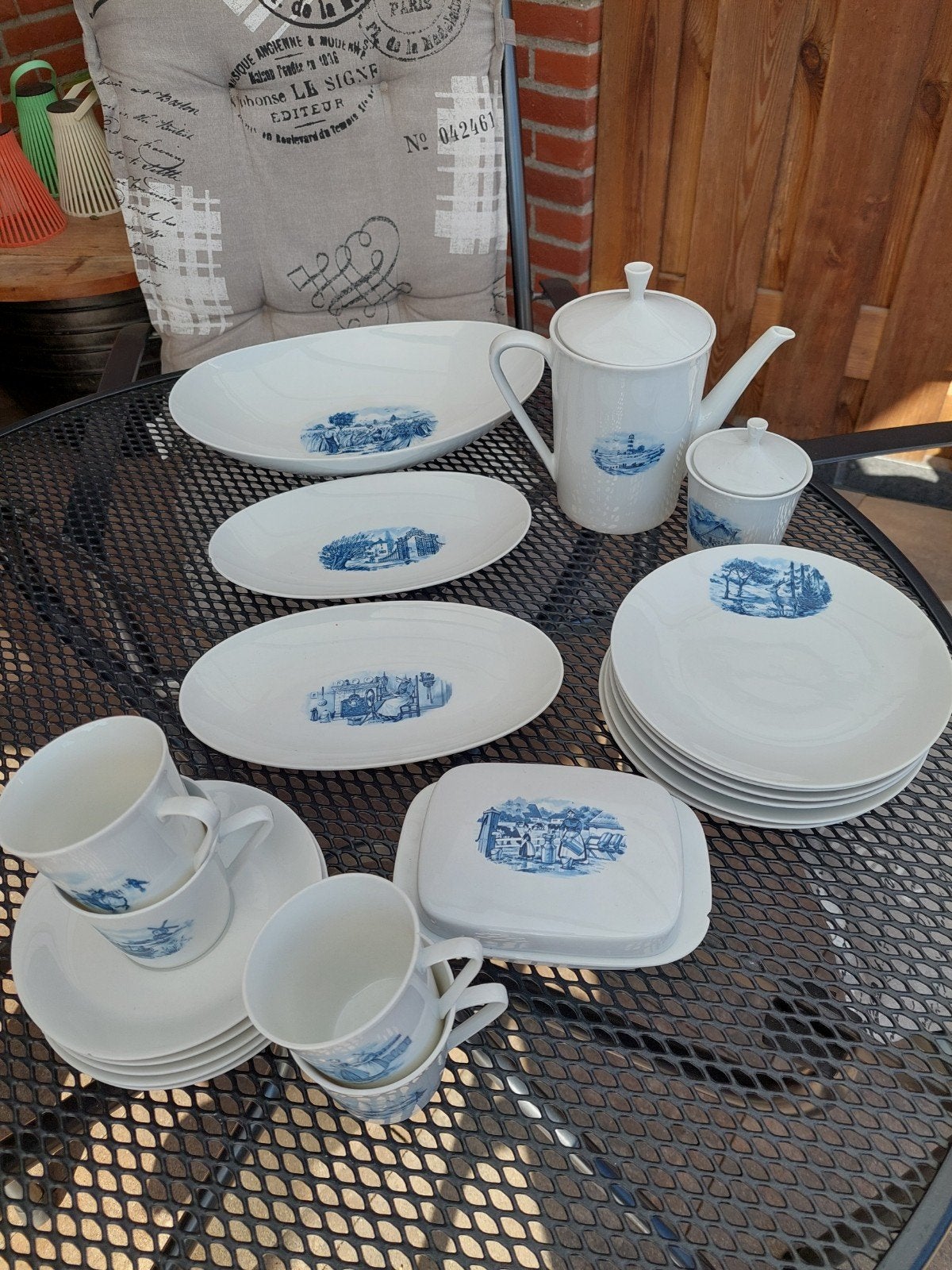 delen van streek / remia jaren '60 servies, Ophalen