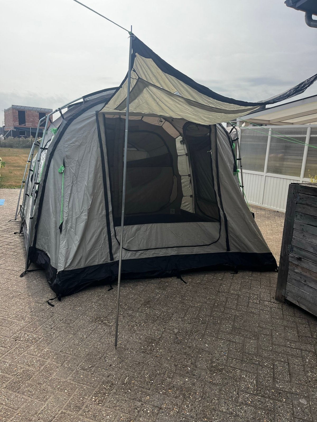 Coleman Mackenzie Cabin 4 Tent - Zo goed als nieuw, Ophalen of Verzenden, Zo goed als nieuw, Tot en met 4