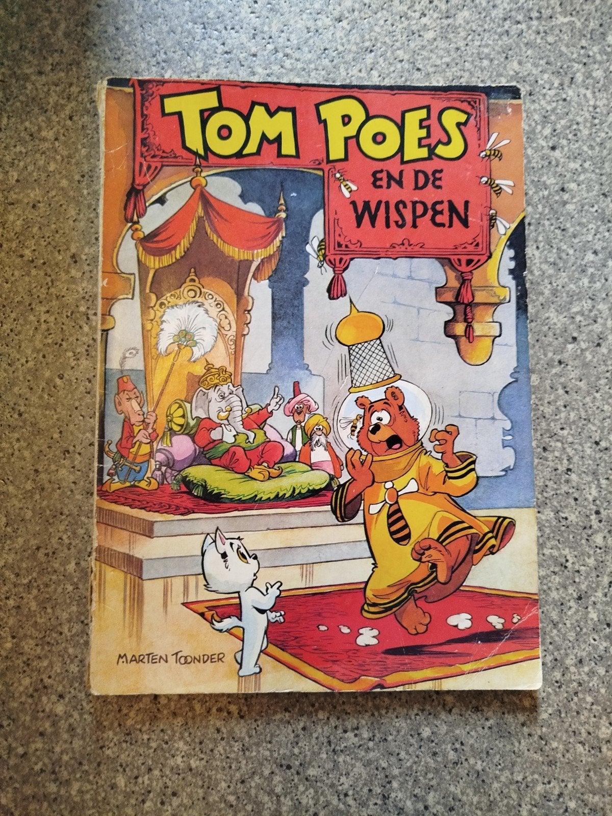 Tom Poes en de Wispen - Klassiek stripboek 1974, Boeken, Stripboeken, Ophalen of Verzenden