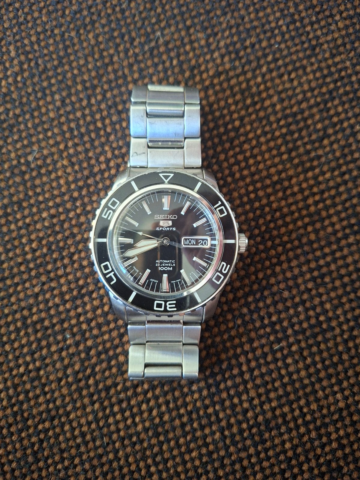 Seiko 5 Sports Automatisch Horloge - Zilverkleurig Staal, Staal, Polshorloge, Ophalen of Verzenden, Zo goed als nieuw