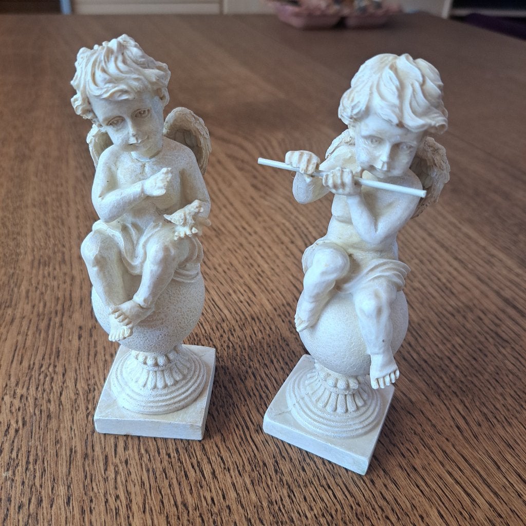 Set van twee decoratieve cherubijnbeelden (engeltjes)., Verzamelen, Ophalen of Verzenden, Gebruikt, Religie
