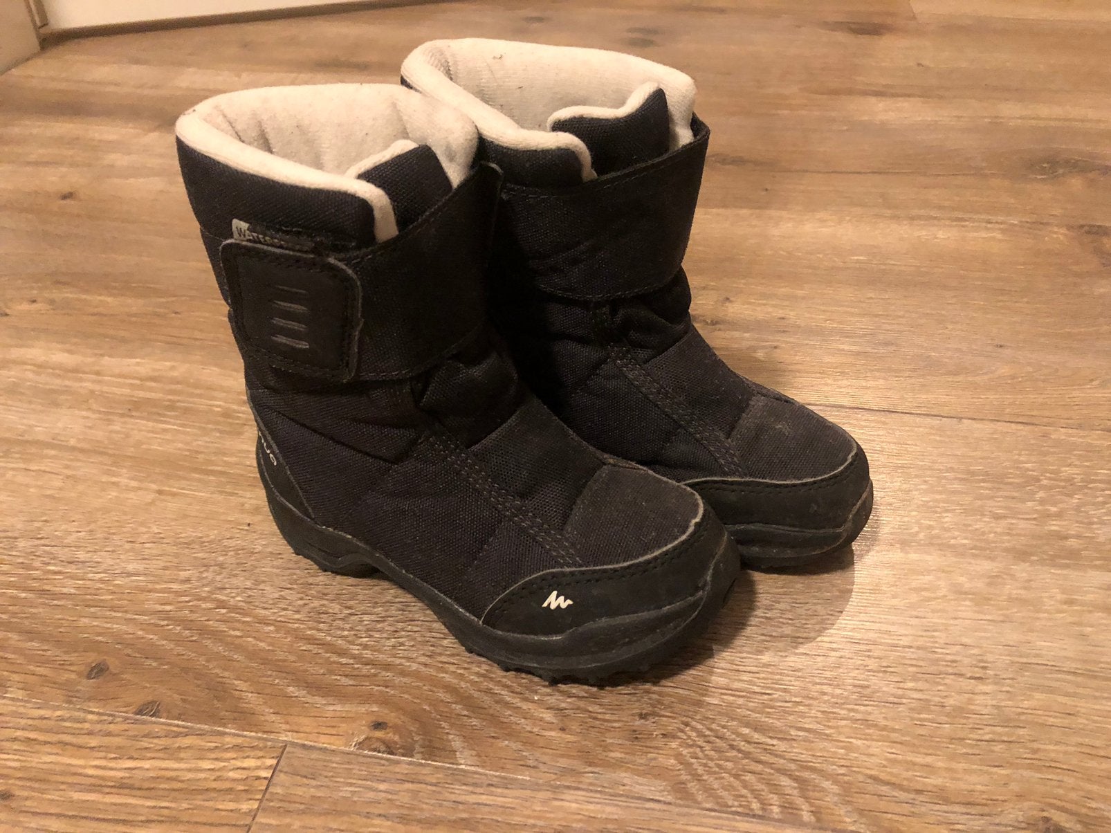 Snowboots maat 24, Kinderen en Baby's, Ophalen of Verzenden, Zo goed als nieuw, Jongetje of Meisje, Laarsjes