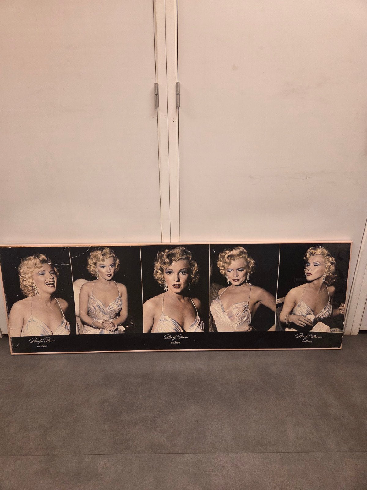 Marilyn Monroe poster op plaatmateriaal, Ophalen of Verzenden, Gebruikt, 100 tot 125 cm, Foto of Poster