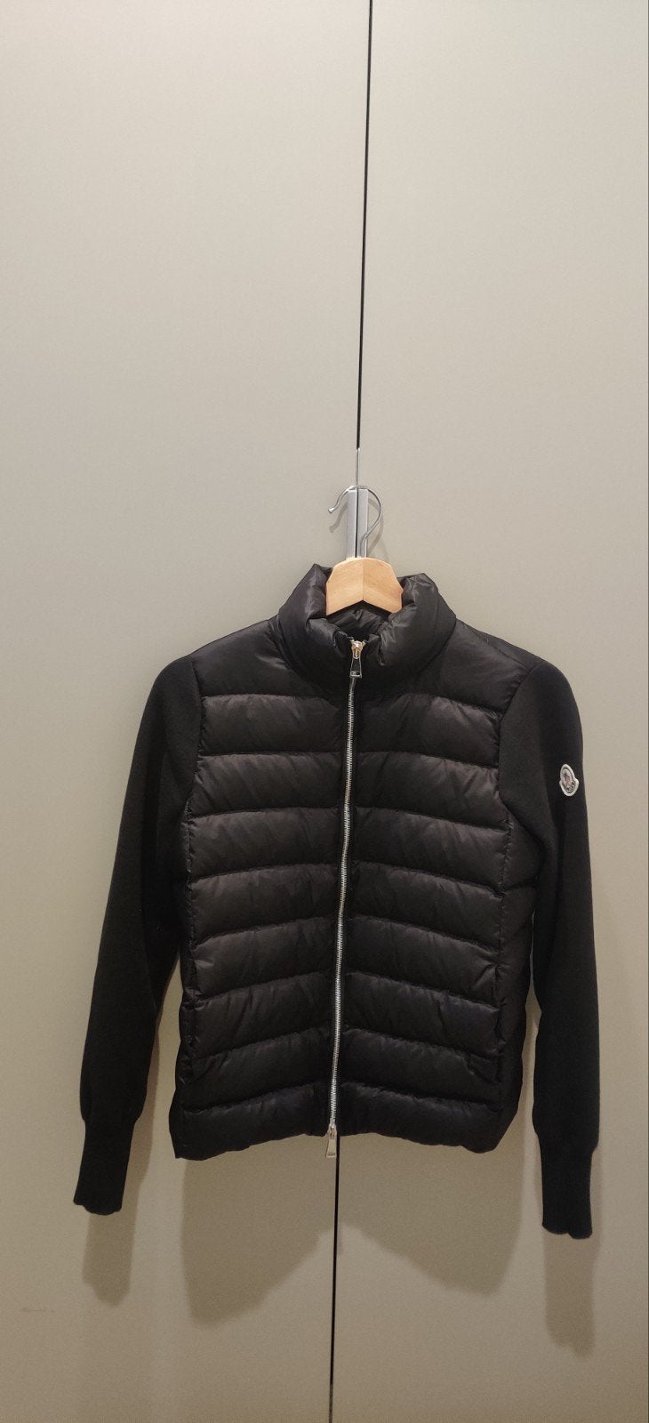Moncler zomerjasje - Zo goed als nieuw, Moncler, Zwart, Ophalen of Verzenden, Zo goed als nieuw