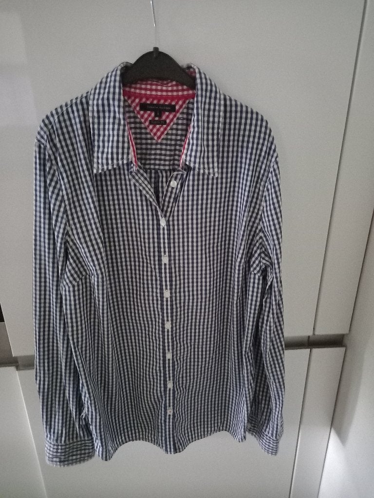 Tommy Hilfiger regular fit dames  blouse 40/42., Blauw, Maat 42/44 (L), Ophalen of Verzenden, Zo goed als nieuw