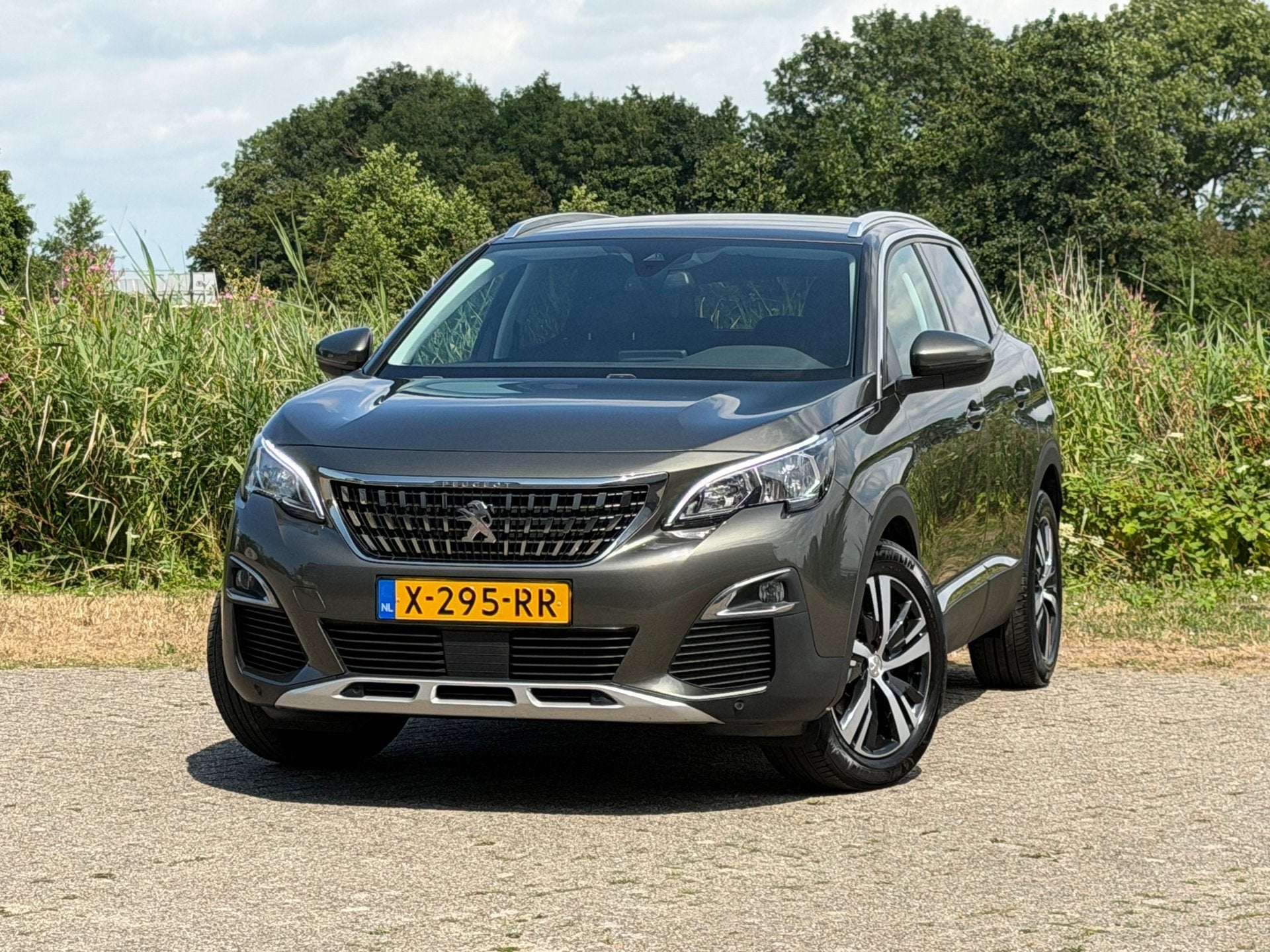 Peugeot 3008 1.2 PureTech Crossway - Gris Amazonite - Comple, Voorwielaandrijving, Gebruikt, 1199 cc, Leder en Stof