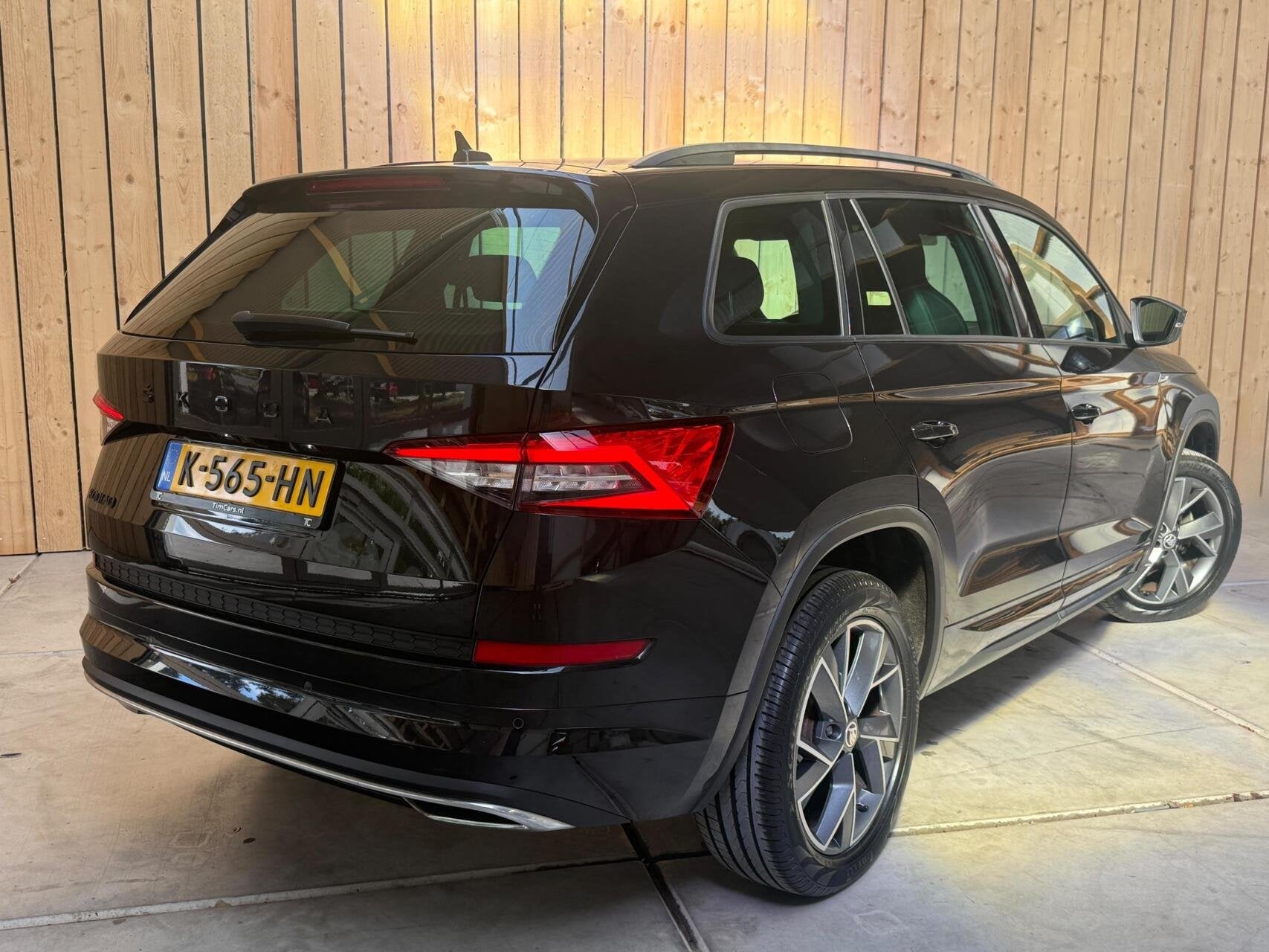 Skoda Kodiaq 1.5 TSI Sportline Business Automaat | Apple Car, Auto's, Euro 6, 4 cilinders, 150 pk, 1481 kg