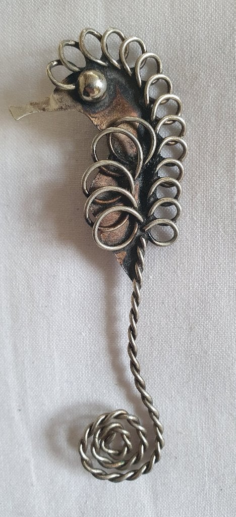 Grote handgemaakt modernistisch broche zeepaardje 1960. 9cm, Overige materialen, Ophalen of Verzenden, Zo goed als nieuw, Zilver