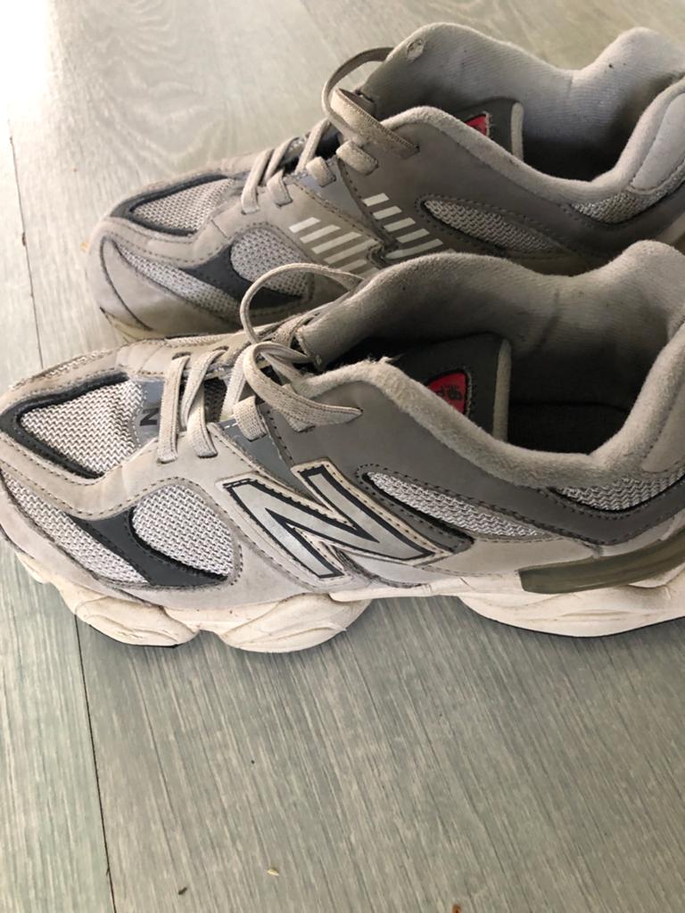 New Balance 990 V3 sneakers - Maat 35, Ophalen of Verzenden, Gedragen, Grijs, Sneakers of Gympen