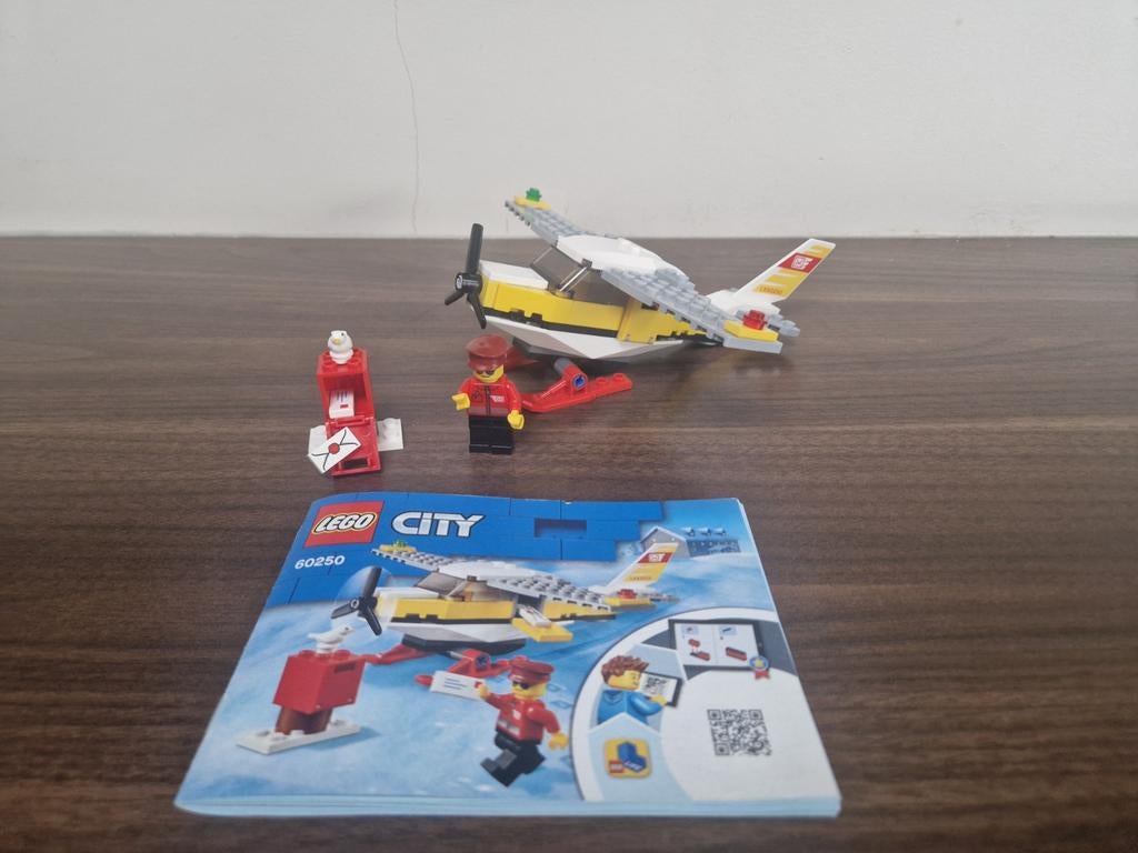LEGO City Postvliegtuig - 60250, City, Lego, Compleet, Ophalen of Verzenden