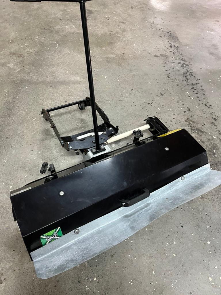 Kova LH950 veegmachine - Zgan husqvarna Rider, Tuin en Terras, Ophalen, Zo goed als nieuw