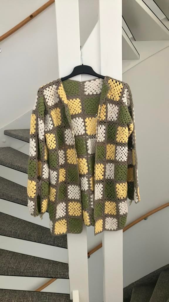 Nieuwe damesvest, Ophalen, Zo goed als nieuw, Maat 38/40 (M)