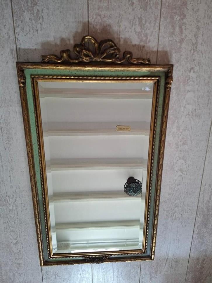Klassieke Deknudt spiegel met sierlijke lijst, Antiek en Kunst, Ophalen, Rechthoekig, Minder dan 50 cm, Minder dan 100 cm