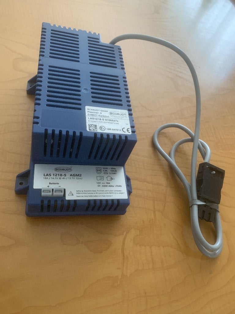 Schaudt Laadregelaar LAS 1218-S 220 V -12V, Caravans en Kamperen, Ophalen of Verzenden, Gebruikt