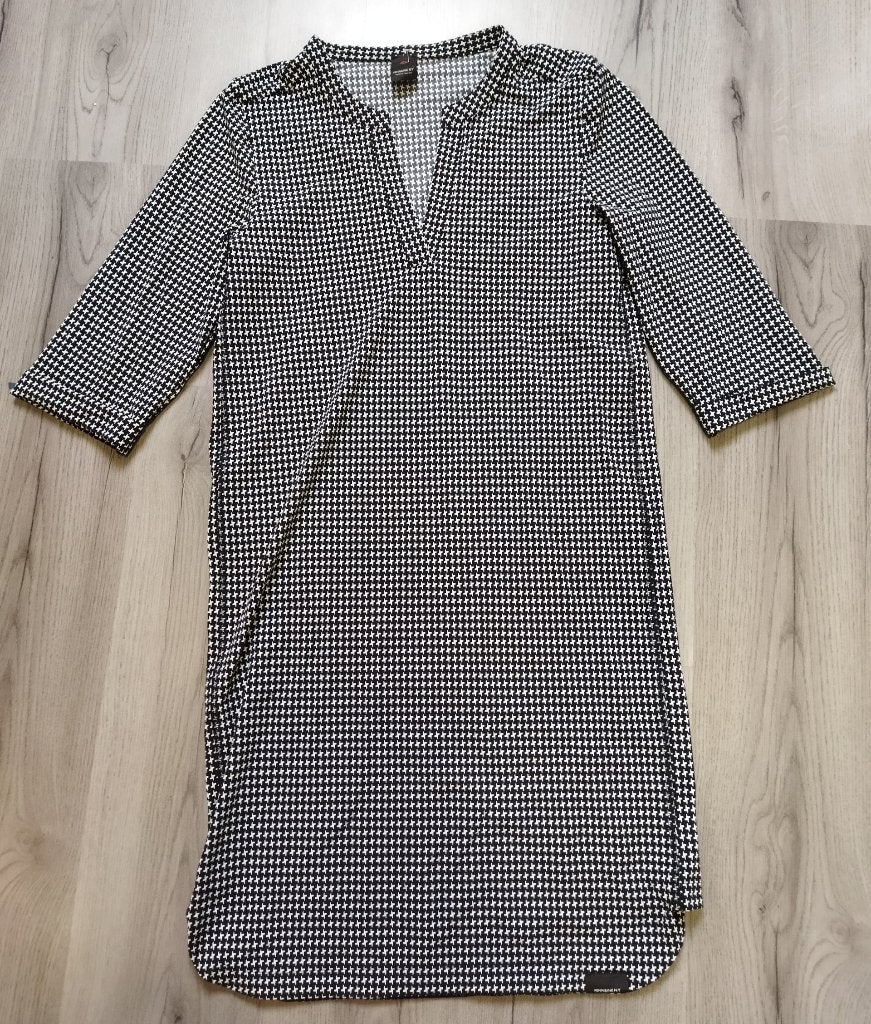 Penn & Ink Travelstof Jurk Geblokt Maat 38, Kleding | Dames, Jurken, Maat 38/40 (M), Penn & Ink, Ophalen of Verzenden, Zo goed als nieuw