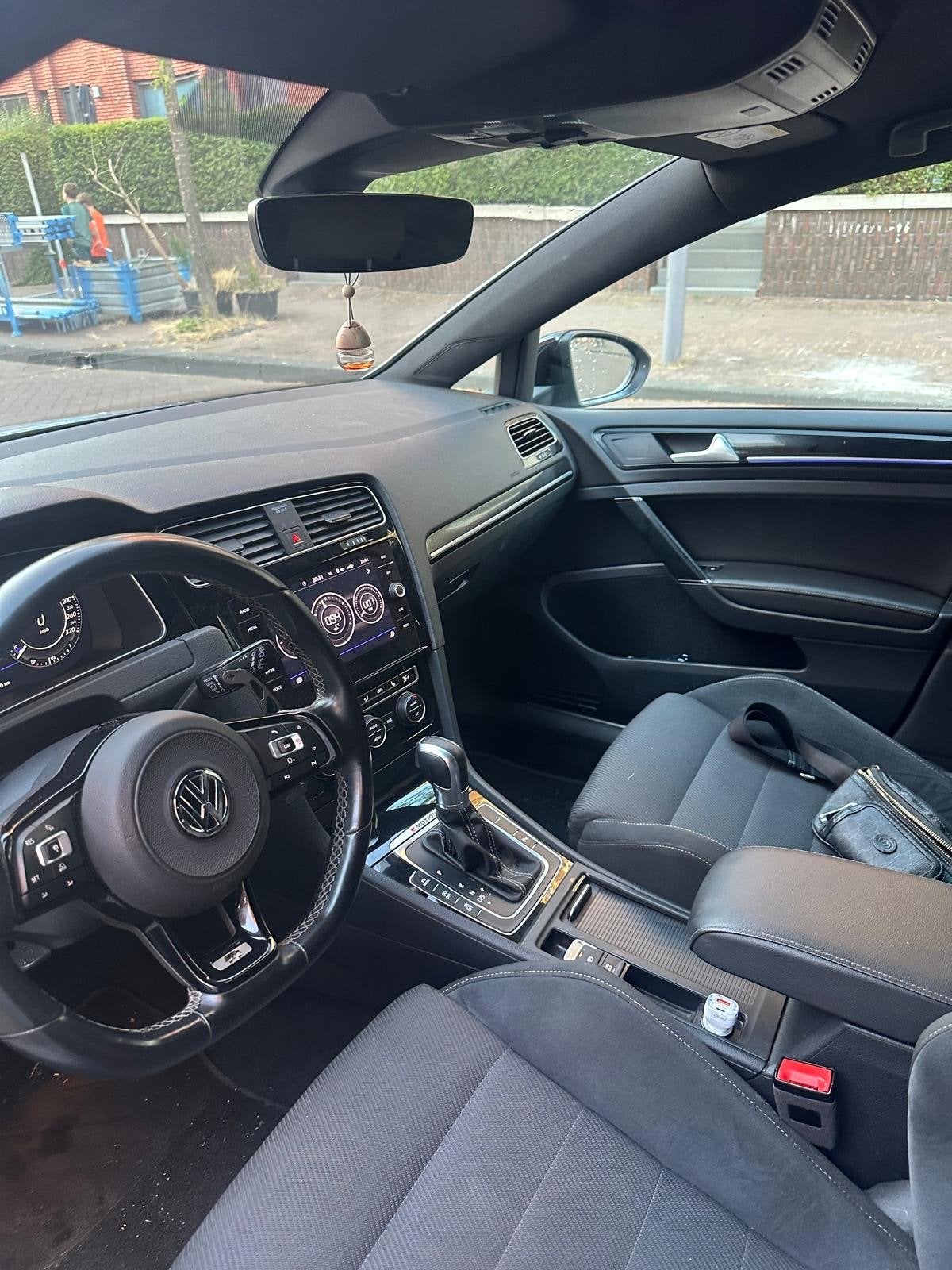 Volkswagen Golf R Performance 2.0 TSI 4Motion 400 pk 7DSG, Auto's, Automaat, 4 cilinders, 1984 cc, Wit