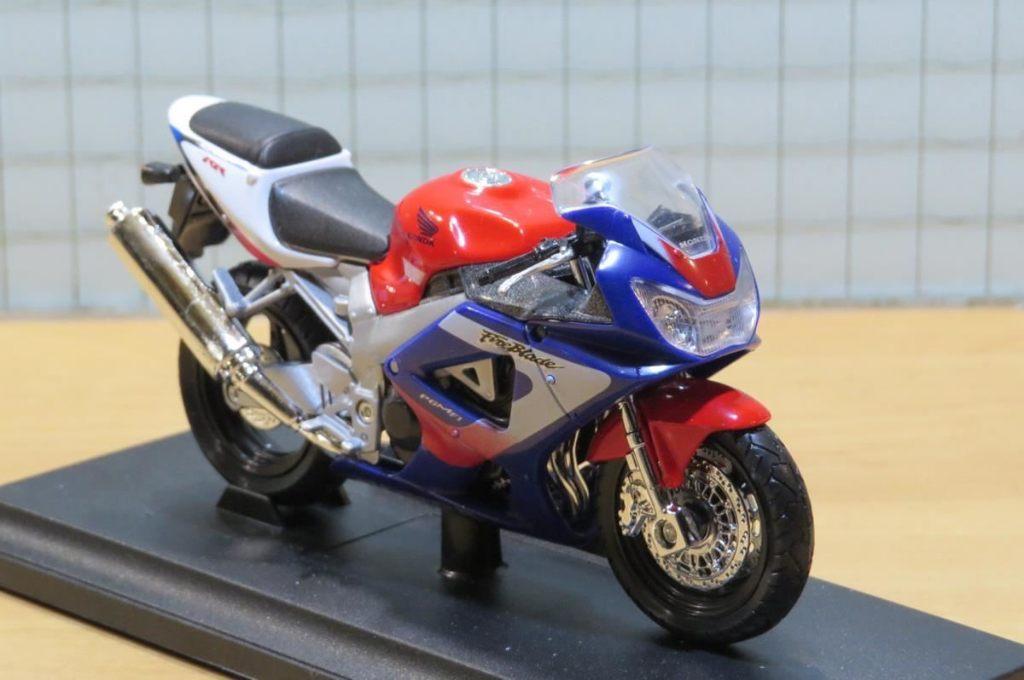 Honda CBR900RR Fireblade 929 tricolore 1:18 12164 Welly, 5657 ES  Eindhoven Nederland, Nieuw, Ophalen of Verzenden, Toi-Toys International