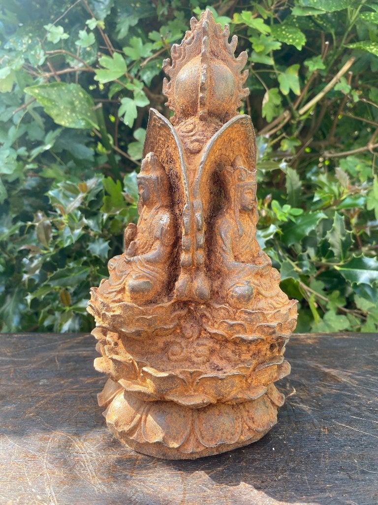 Gietijzer Boeddhisme oosters altaar tempel beeld 23 cm, Ophalen of Verzenden, Gebruikt, Beeld(je), Boeddhisme