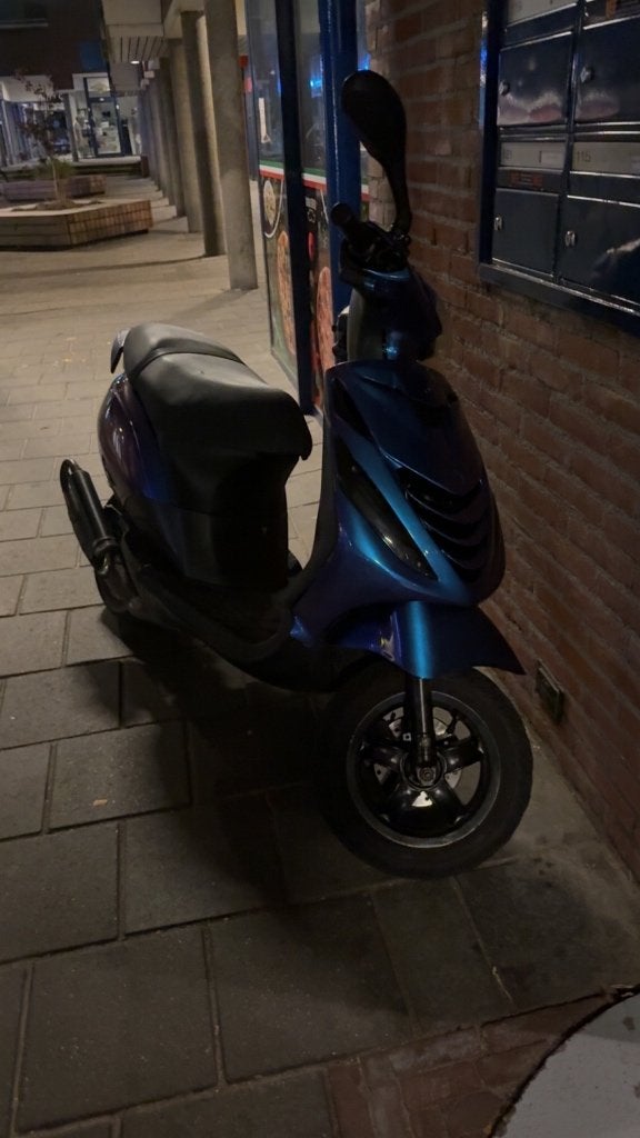 Zip 70cc 2t, Ophalen, Tweetakt, Maximaal 45 km/u, Zip
