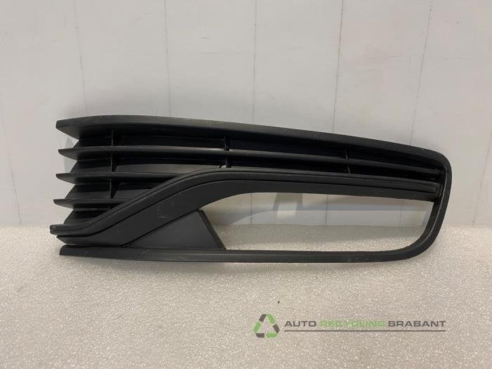 Afdekplaat mistlamp rechts van een Volkswagen Polo, Gebruikt, -, Volkswagen, -
