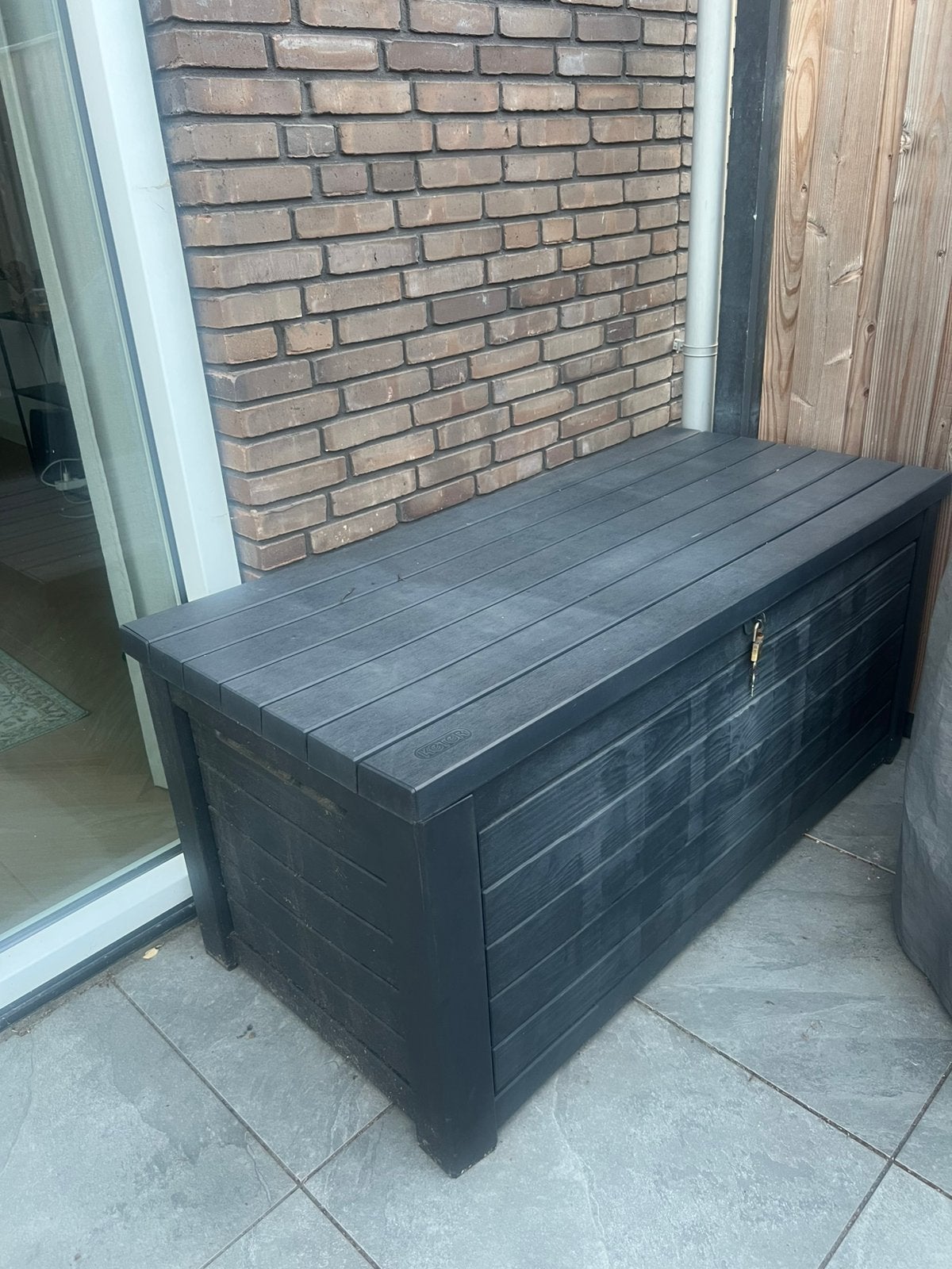 Opbergbox Keter - donkergrijs - 155 / 72 / 70, Ophalen, Gebruikt
