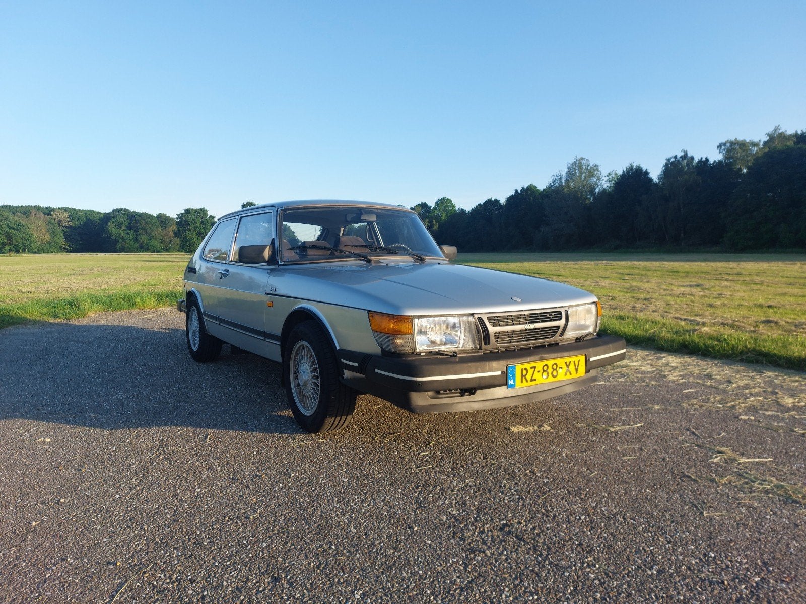 1987 Saab 900i 16v - Turbo onderstel - 2 JAAR APK, Auto's, Saab, Voorwielaandrijving, Stof, 4 cilinders, Saab 900