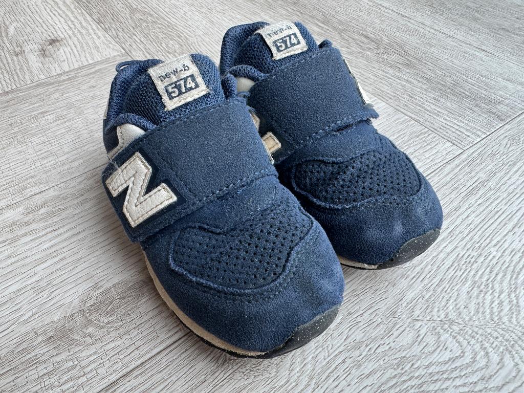 New Balance 574 blauw maat 23,5 kinderschoen, Kinderen en Baby's, Gebruikt, Schoenen, Ophalen of Verzenden, New Balance