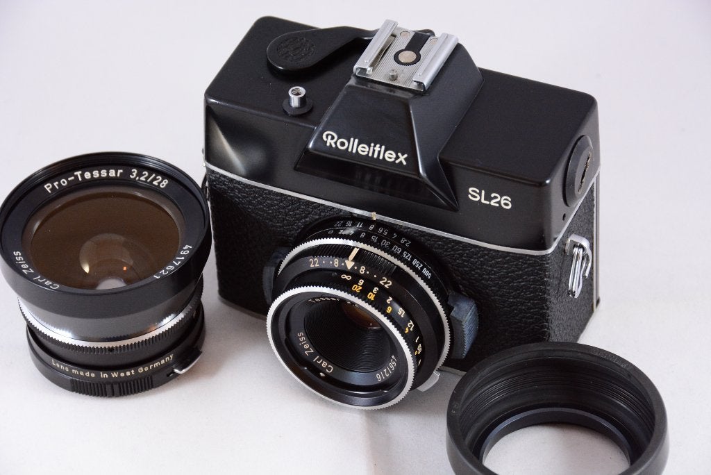 Rollei Rolleiflex SL26 met 40mm/2.8 28mm/3.2 COLLECTORSITEM, In de Tarpen 42, 22848 Norderstedt Duitsland OP TE HALEN IN CASTRICUM